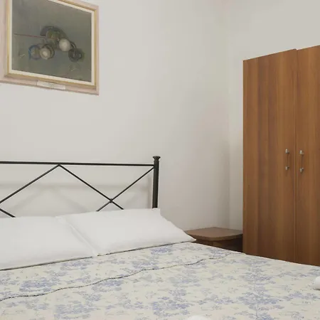 Ardenza Self Check-in Hotel