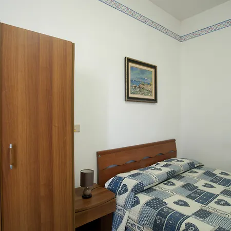 Ardenza Self Check-in Hotel