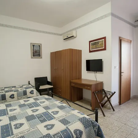 Ardenza Self Check-in Hotel